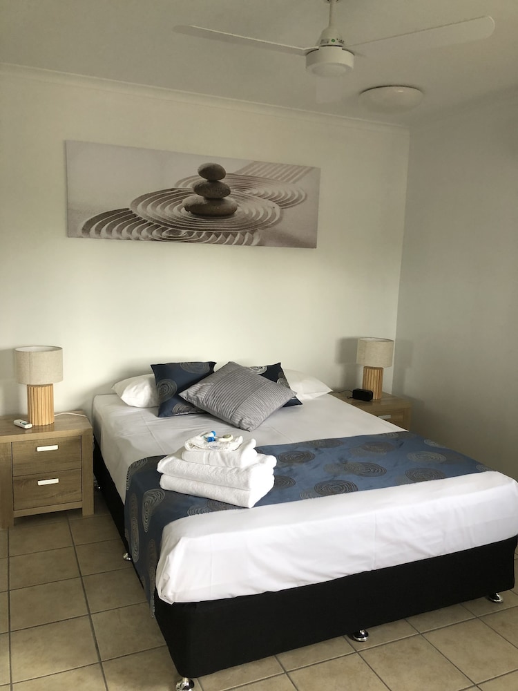 Coral Towers Holiday Suites 25/69