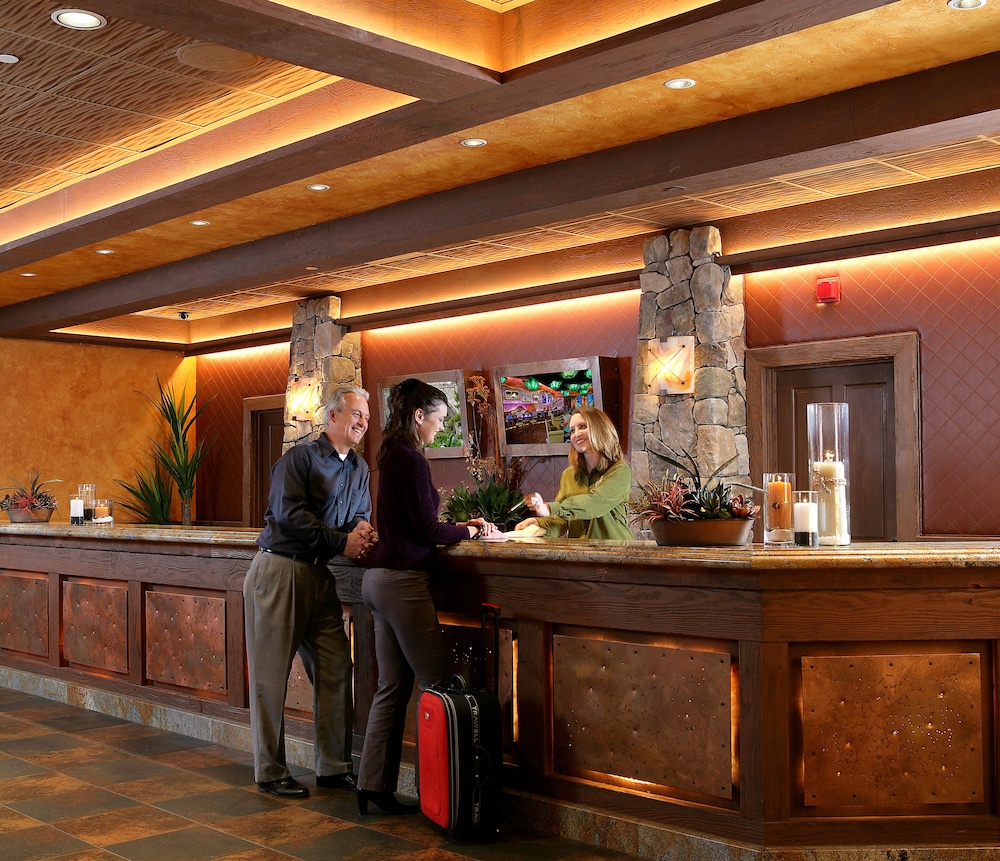 Silverton Casino Hotel 41/48