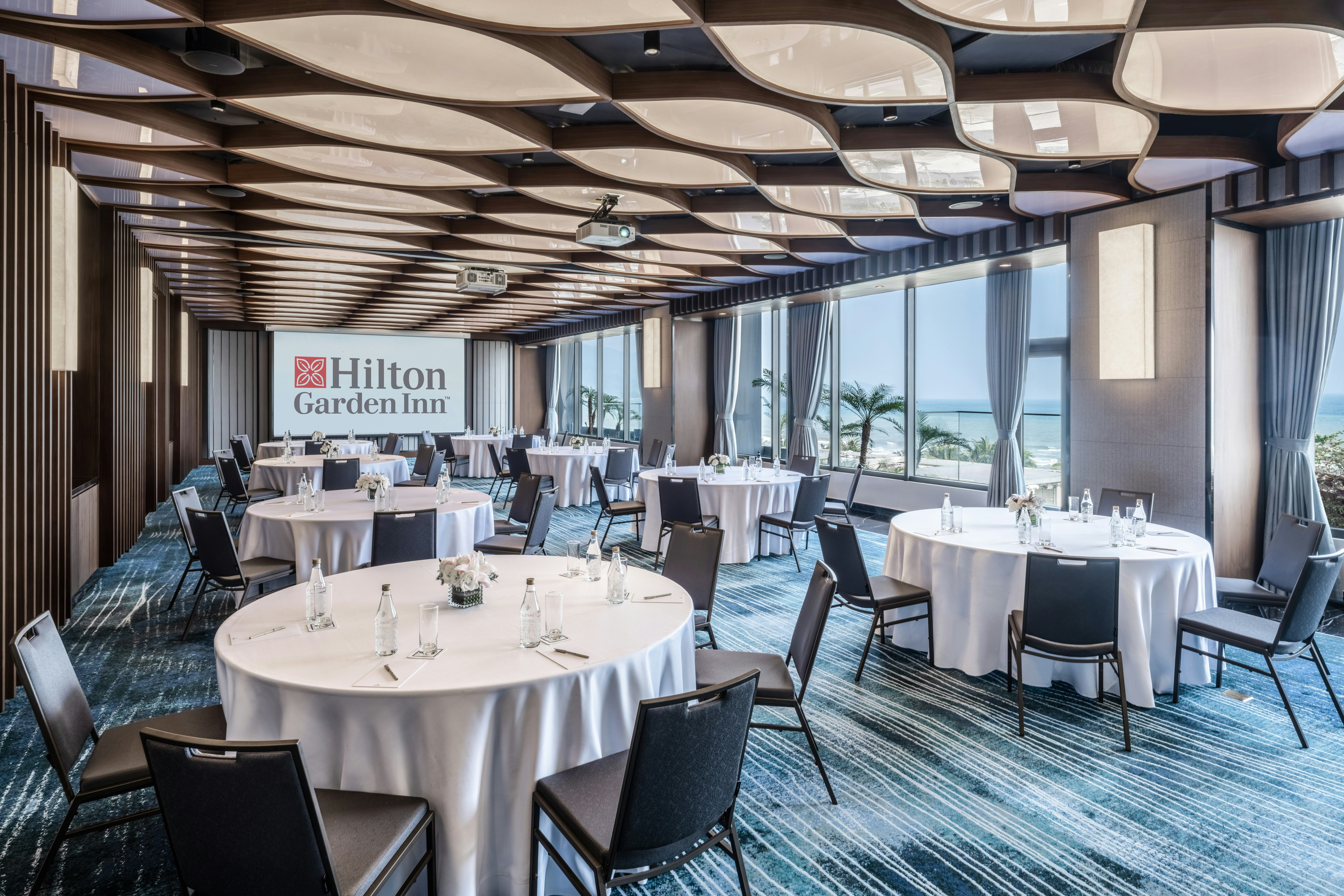 Hilton Garden Inn Da Nang 21/32