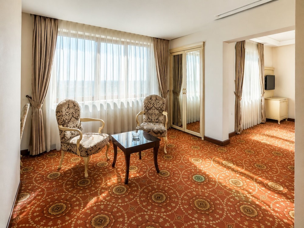 Atropat Old City Hotel 44/71