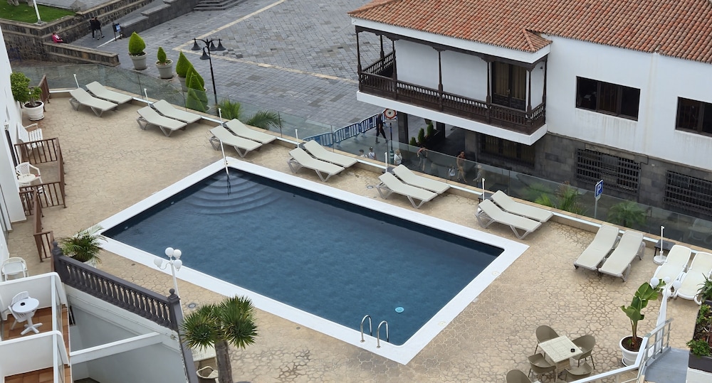 Monopol Hotel Tenerife 49/53