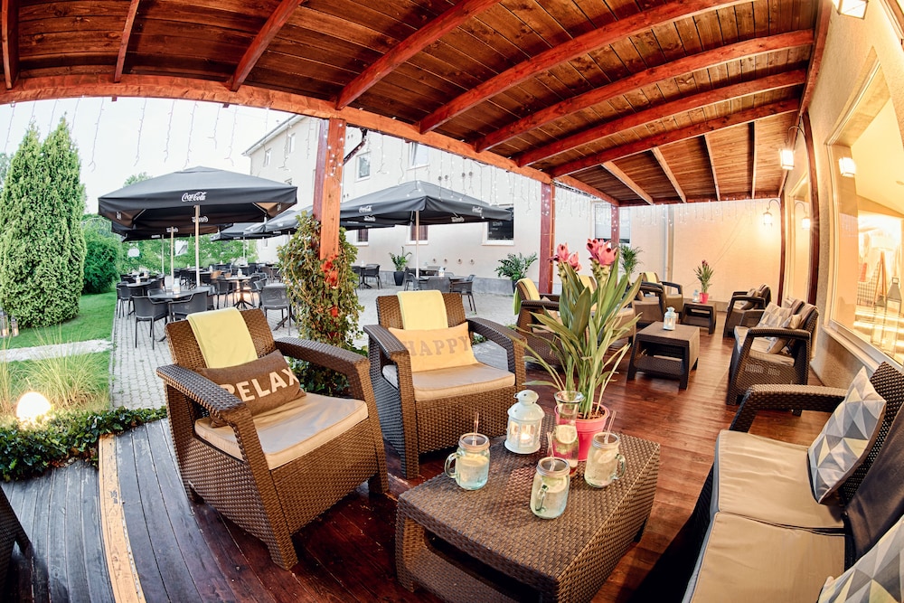Falenty Business and Leisure 50/77