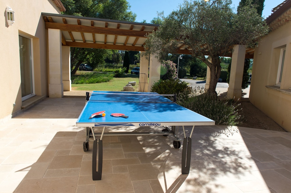 swimming pool spa