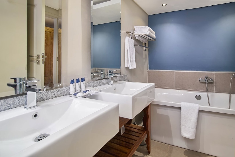 ANEW Resort Hunters Rest Rustenburg 22/33