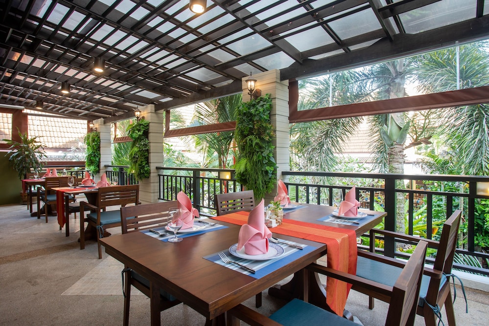 Deevana Patong Resort and Spa 51/68