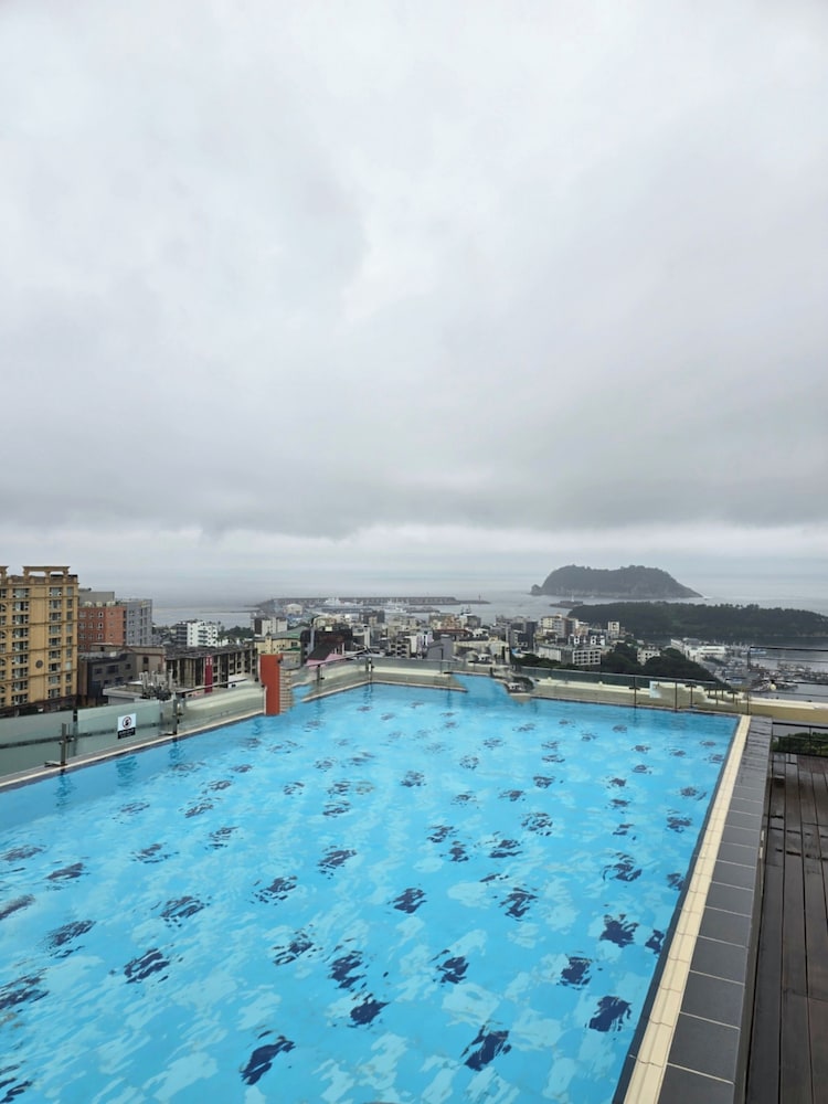 Mstay Hotel Jeju 42/64