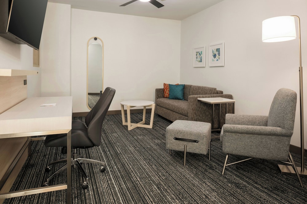 Holiday Inn Express Hotel Suites San Pablo Richmond Area 34/60