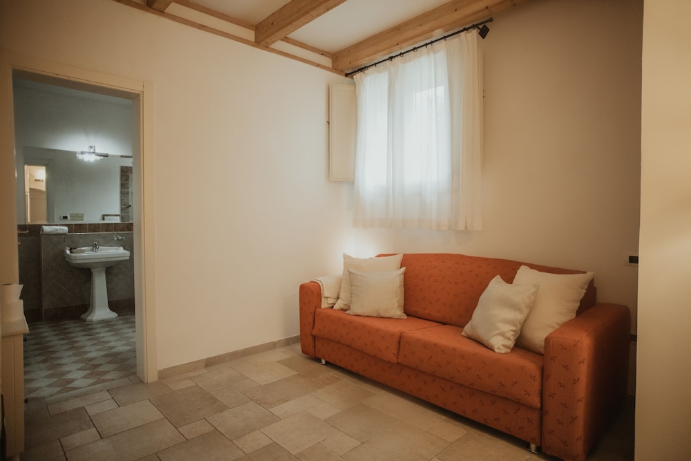 MASSERIA BARONI NUOVI 37/53