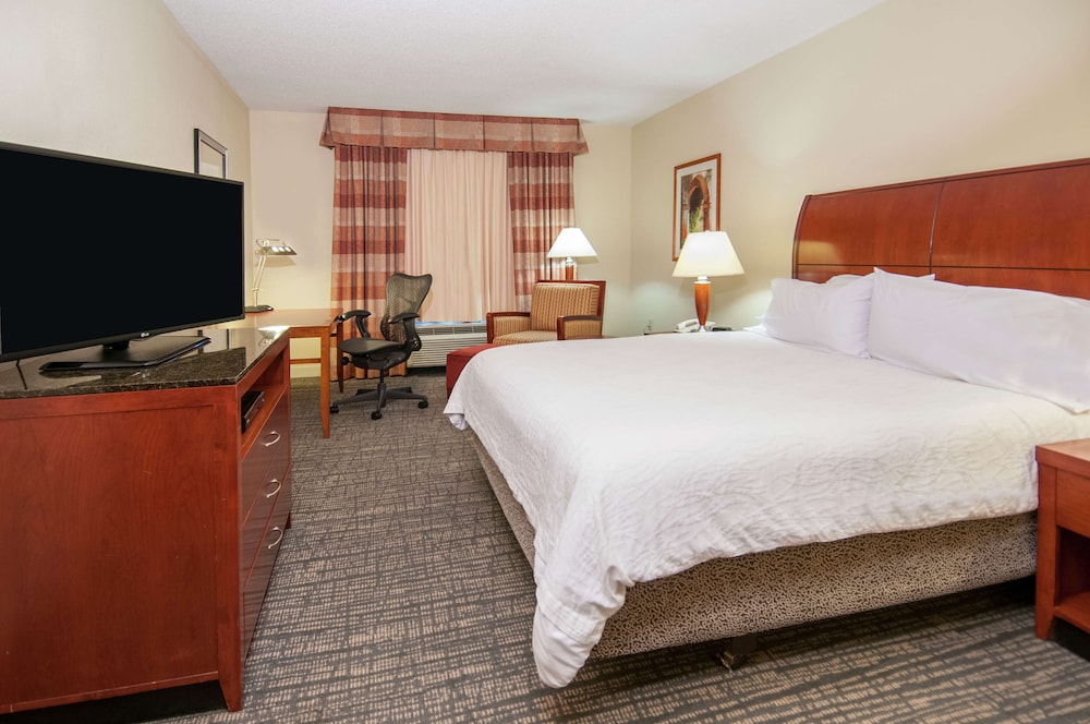 Hilton Garden Inn Jackson Pearl 12/37