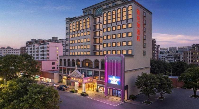 Vienna Hotel (Shenzhen Guanguang Road Foxconn) 6/58