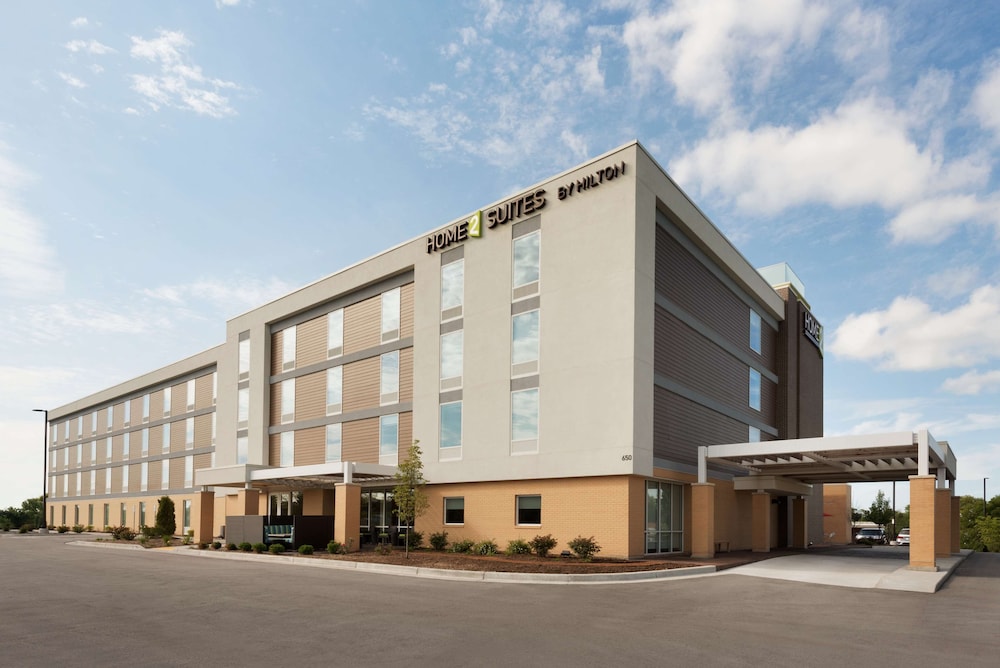 Home2 Suites By Hilton Milwaukee Brookfield 3/47