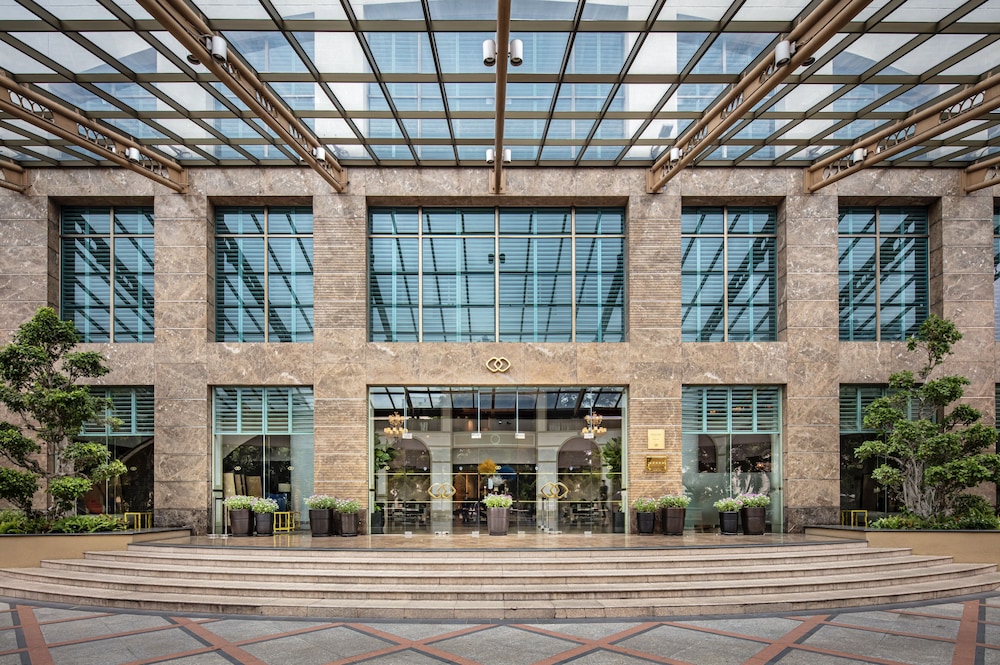 Sofitel Saigon Plaza Hotel in SAIGON / HO CHI MINH CITY