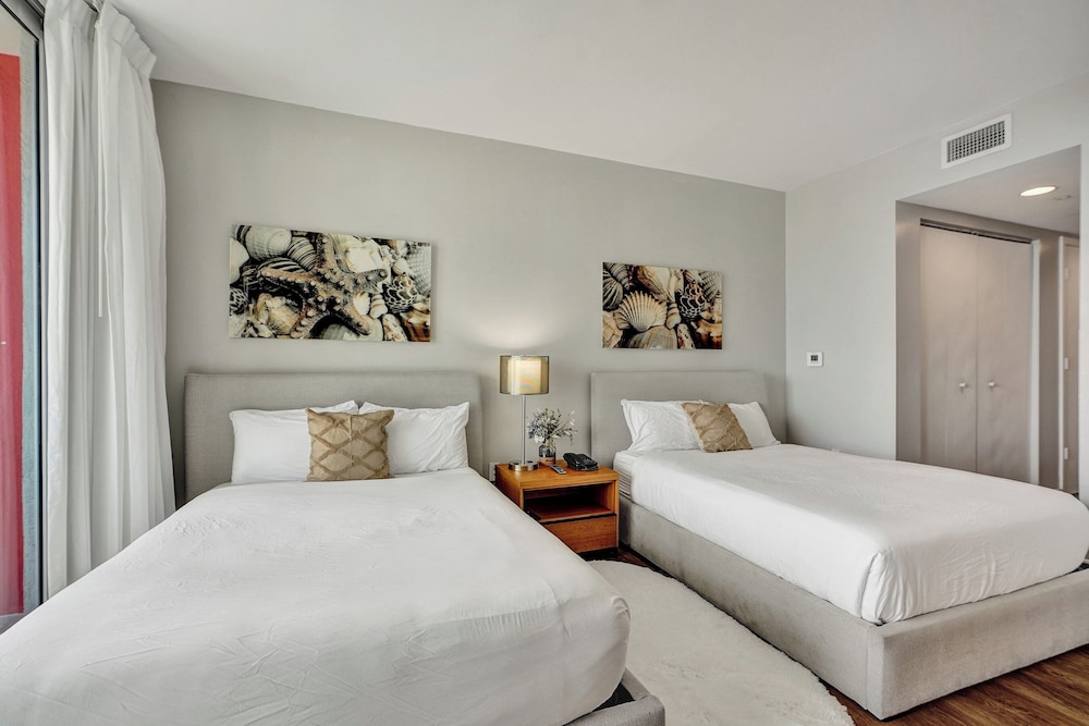 Beachwalk Elite Hotels Resorts 34/50