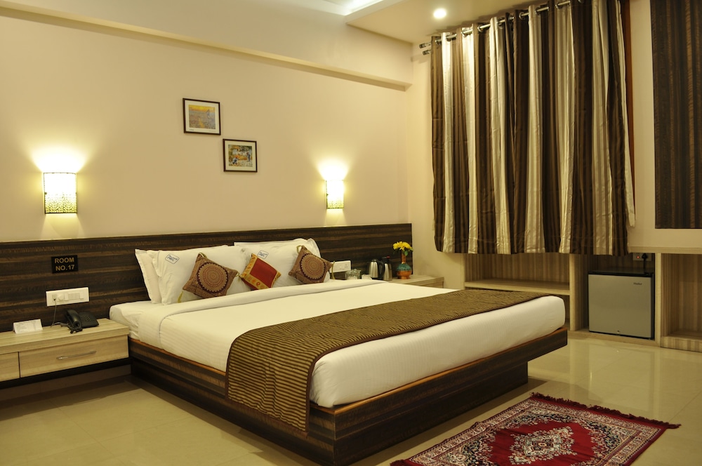 Hotel K Square 15/50