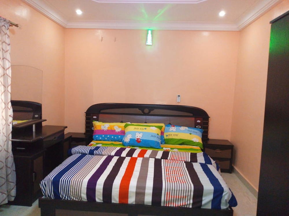 De Maria Inn 20/30