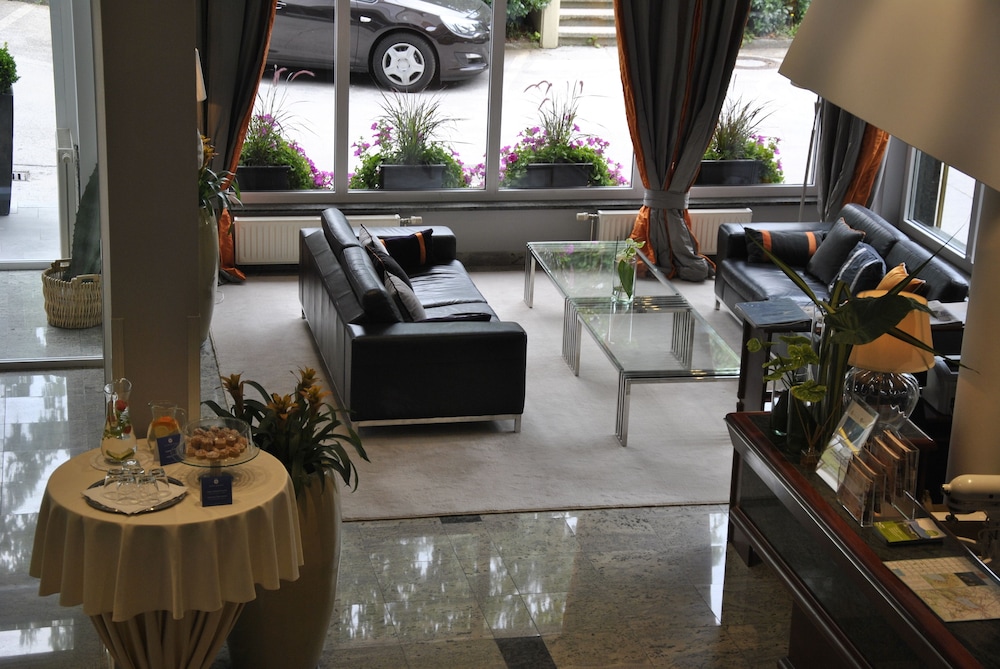 Hotel Kompas 30/48