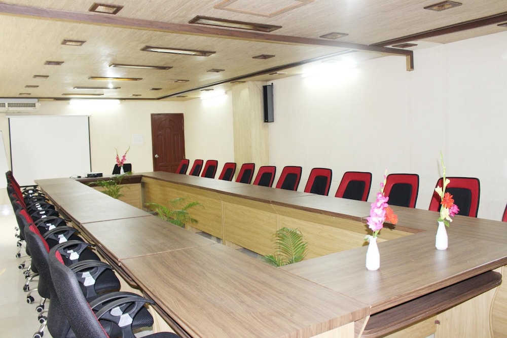 Marino Hotel Uttara 59/62
