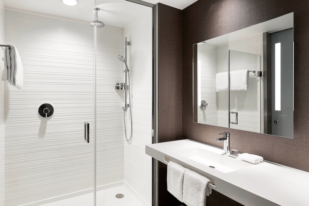 Ac Hotel Dallas By the Galleria 16/60
