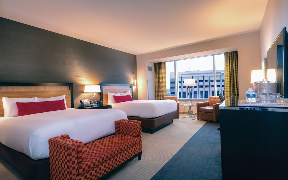 ROOM, QUEEN BED, GRAND VIEW