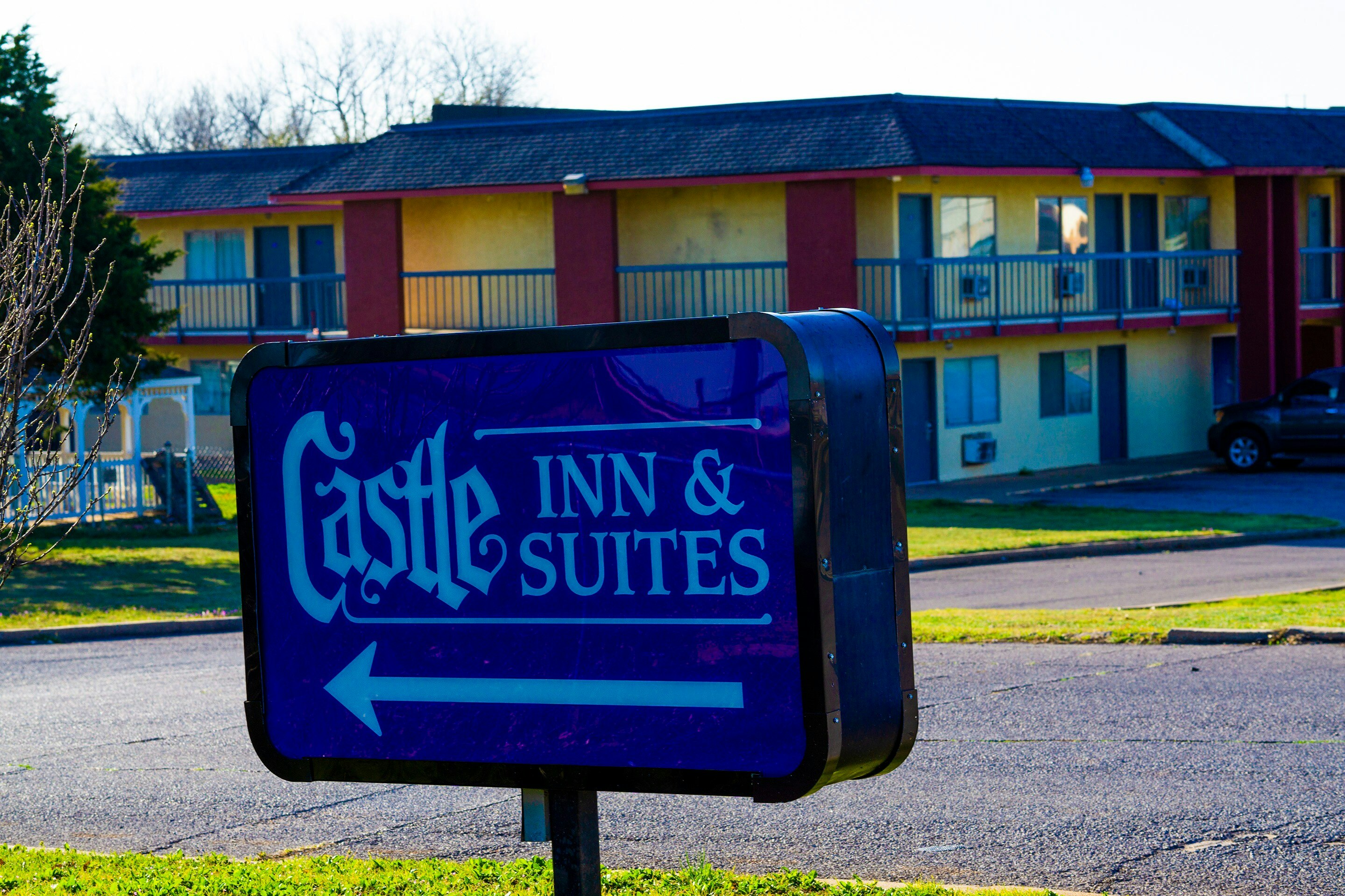 Castle Inn & Suites By OYO Chickasha 15/66