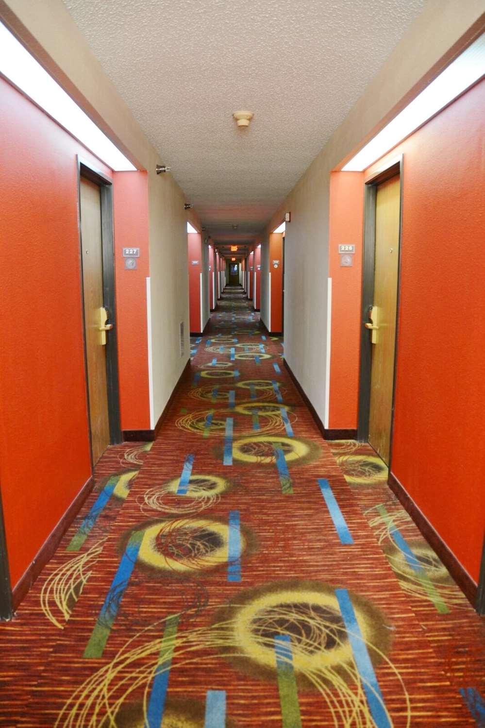 Country Hearth Inn & Suites Kenton 46/47