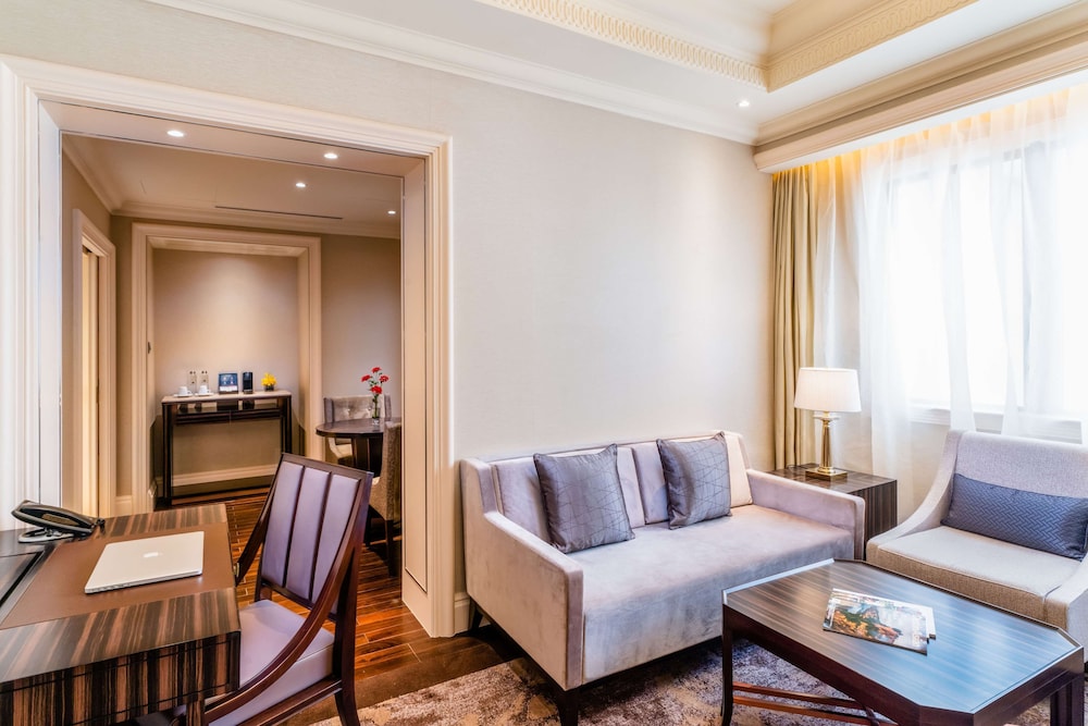 Caravelle Hotel Saigon 49/80
