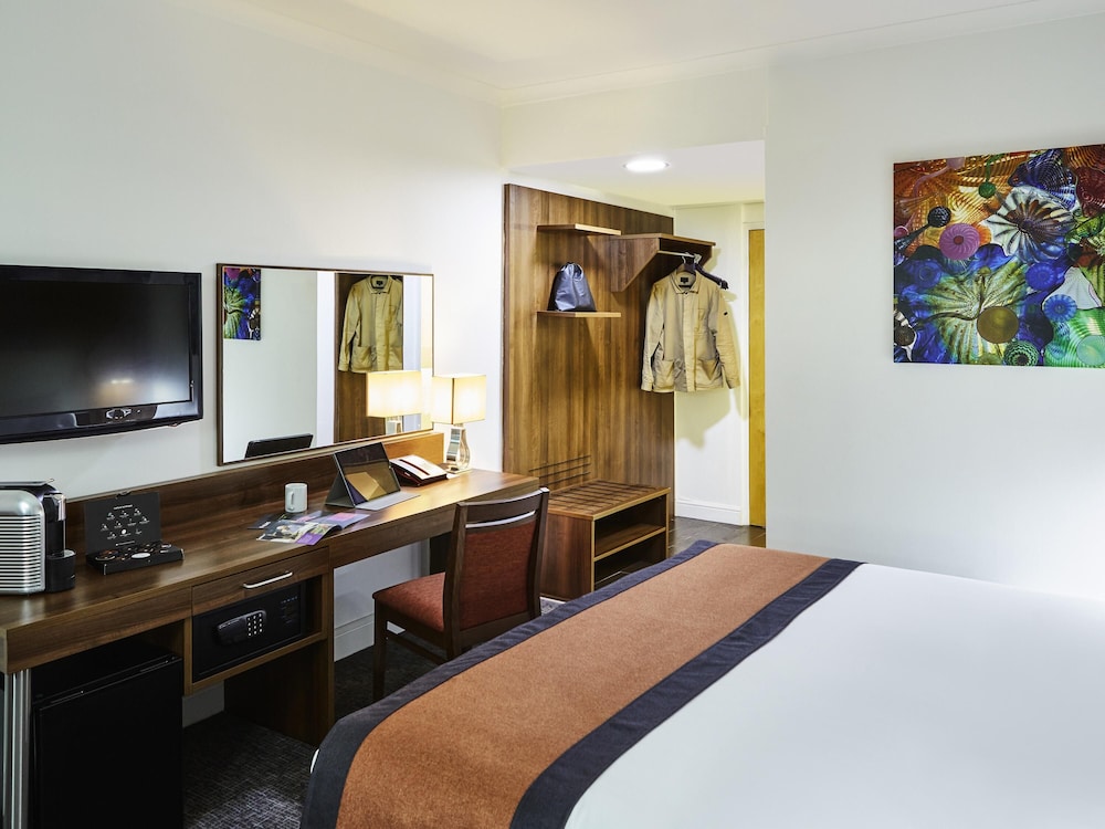 Mercure St Helens 43/50