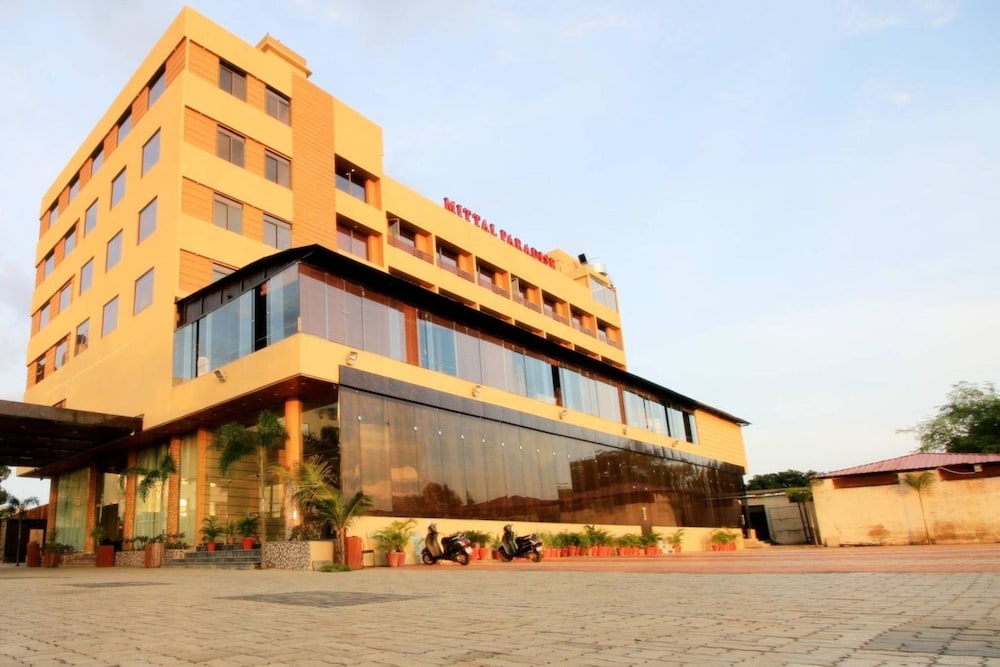 Hotel Mittal Avenue 18/22