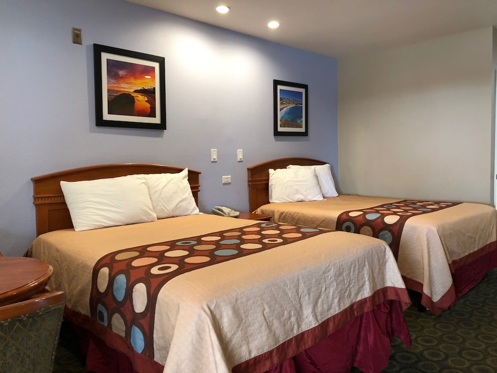 Orange Tustin Inn 17/62