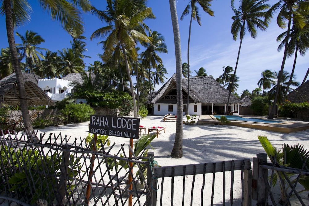Raha Lodge 37/42