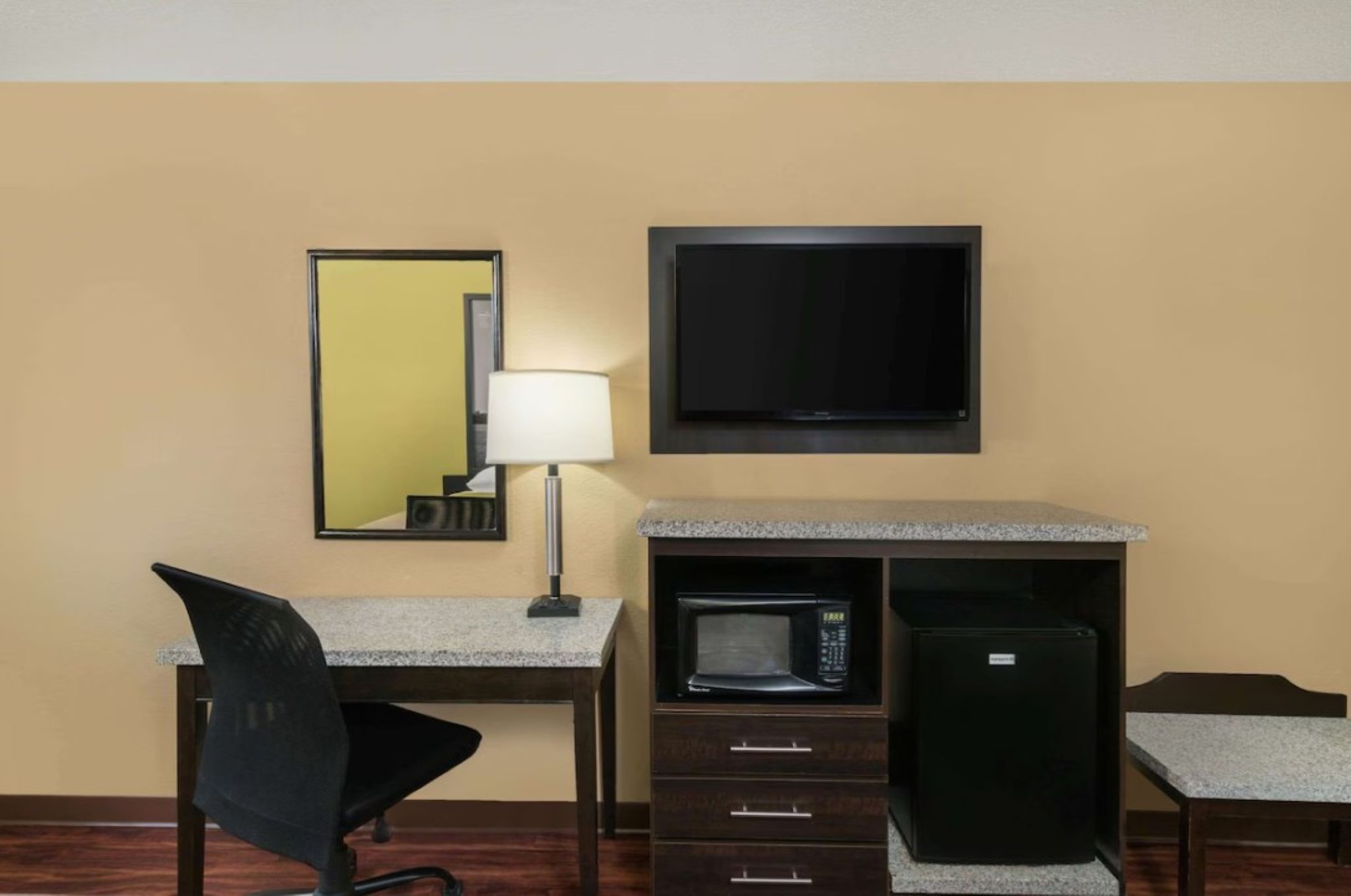 Super 8 by Wyndham Raleigh North East 27/32