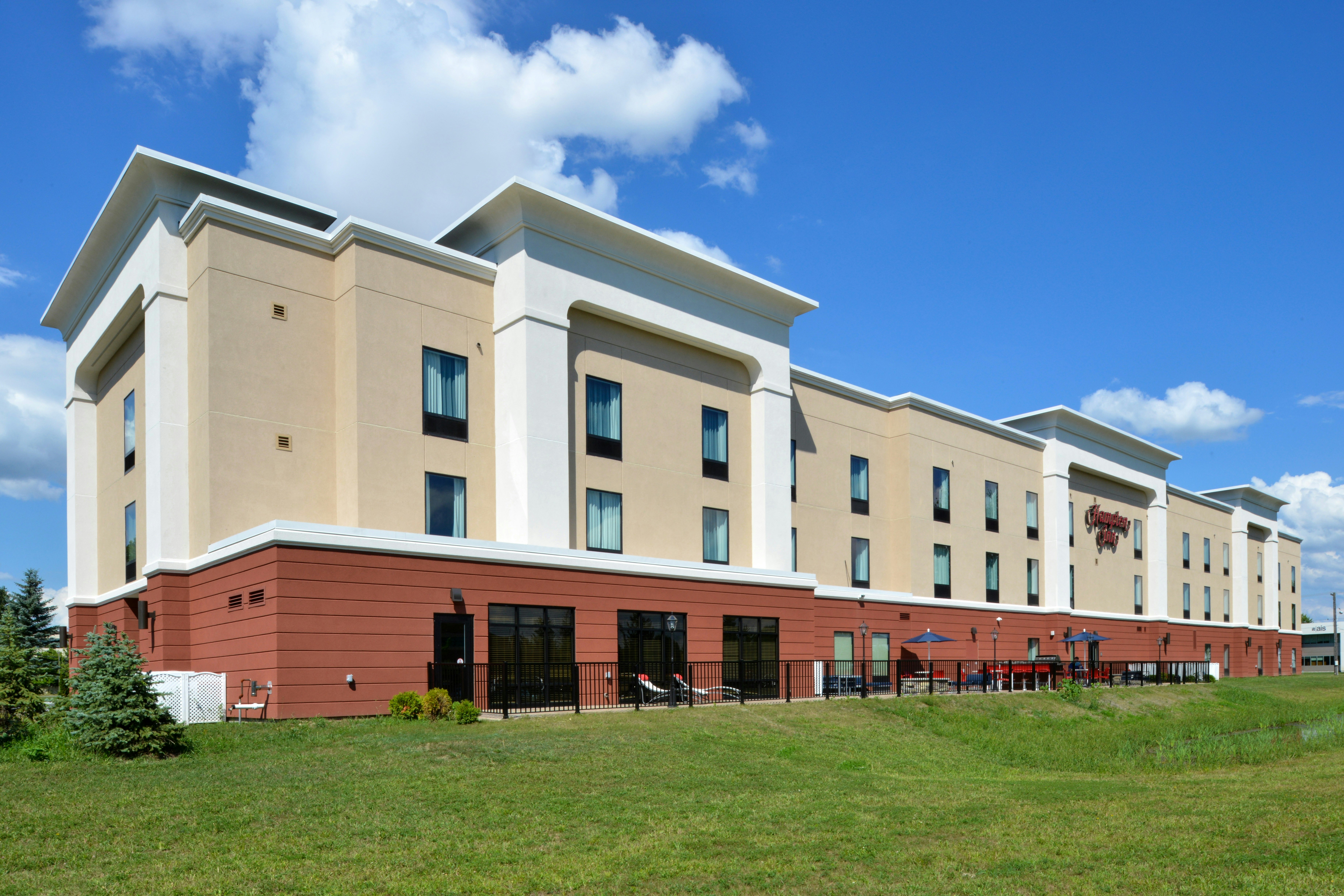 Hampton Inn Rome Ny 2/57