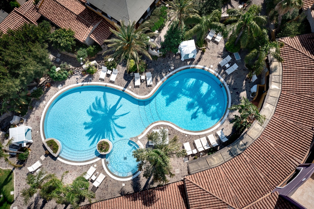 Cruccuris Resort - Adults Only 6/72