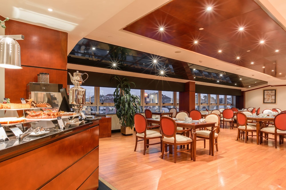 Eurostars Gran Hotel Santiago 52/71