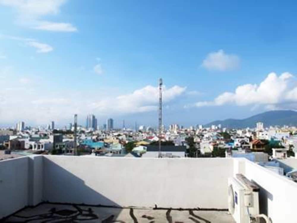 Sakura Hotel 3 54/56