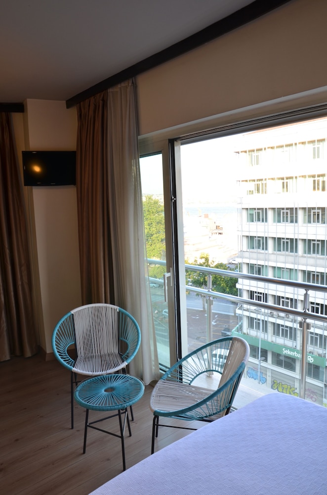 Miller Hotel 26/50