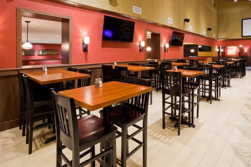 Best Western Plus Willmar 43/58