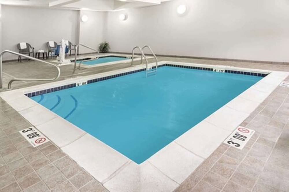 Home2 Suites by Hilton St. Charles St.Louis 22/38