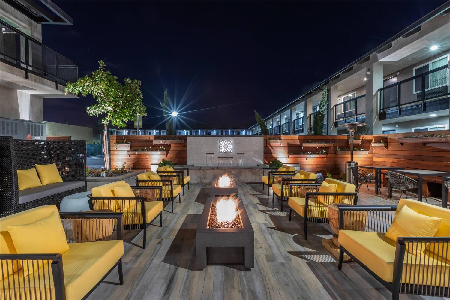 Bluestem Hotel Torrance Los Angeles, an Ascend Collection Hotel 8/10