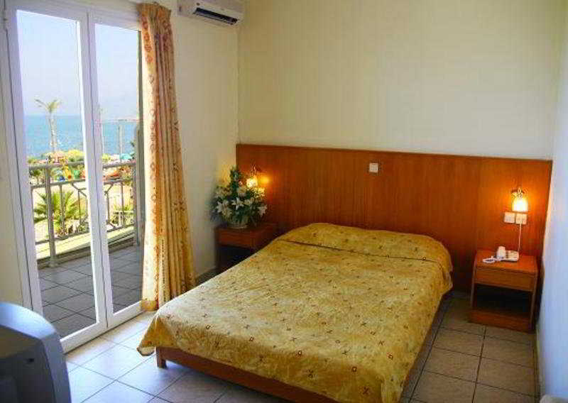 DOUBLE SEA VIEW