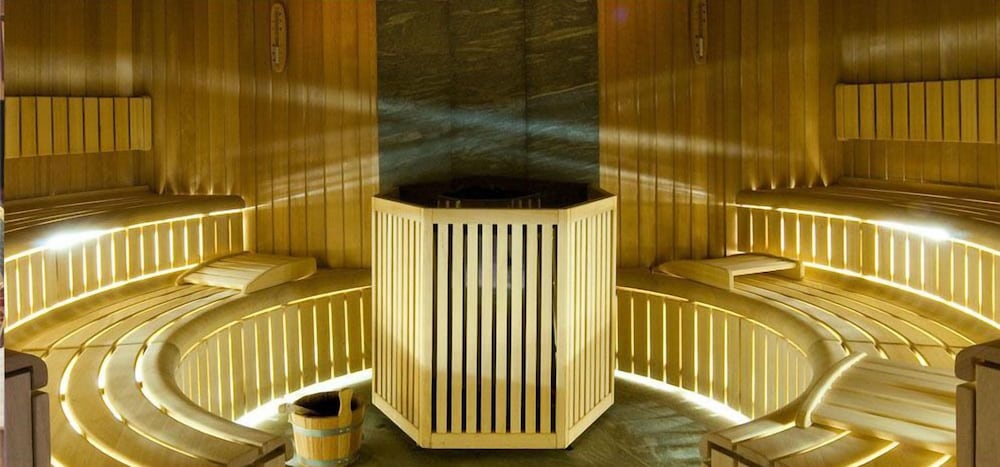 Bm International Hotel 15/38