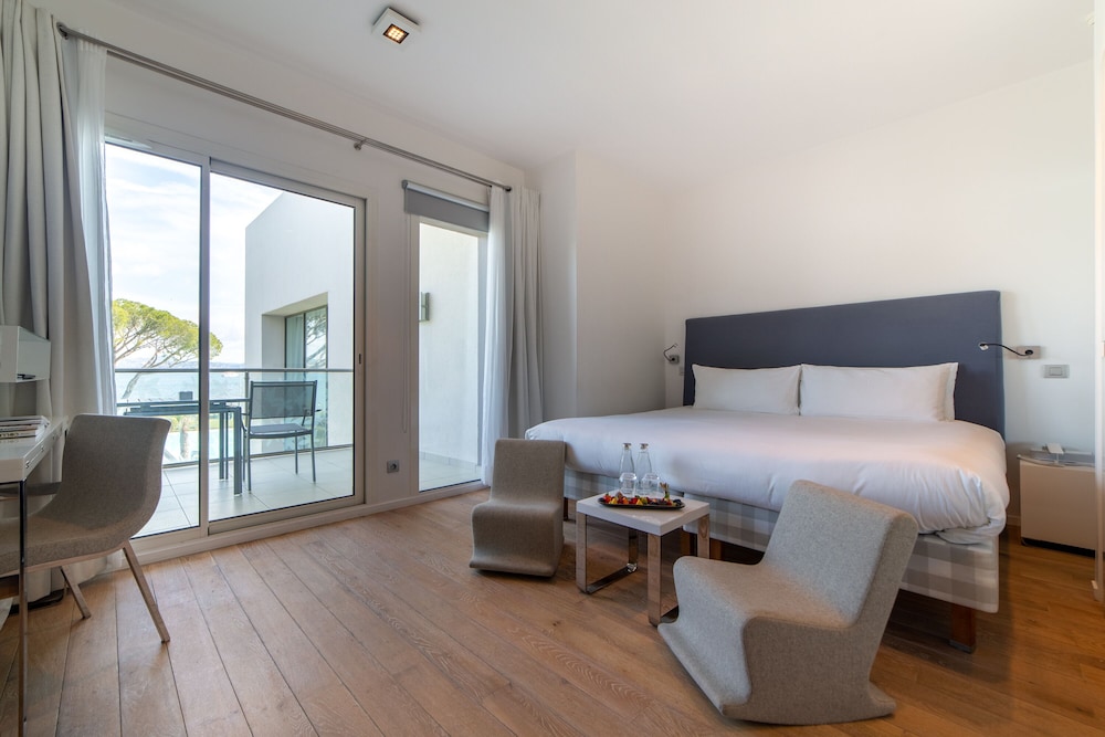 Kube St Tropez Hotel 34/74