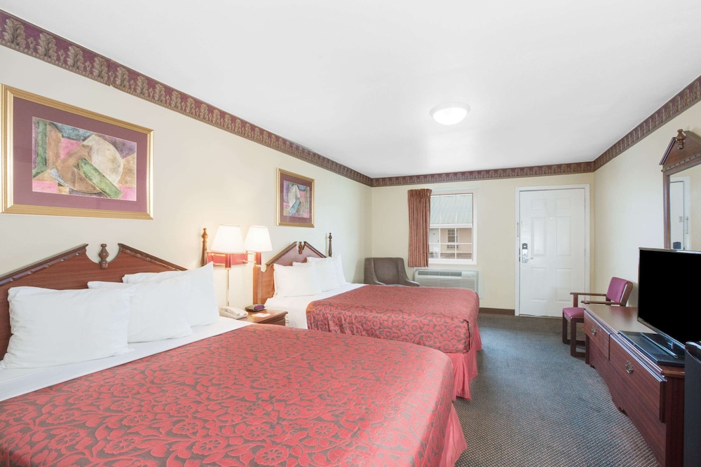 Days Inn by Wyndham Trumann AR 27/56