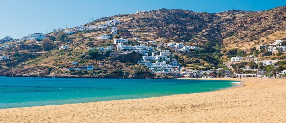 Grandma Vasiliki Rooms To Let 46/55