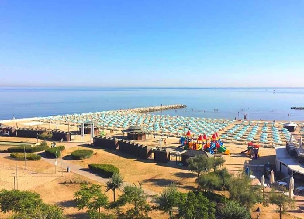 Hotel Paloma Rimini 39/46