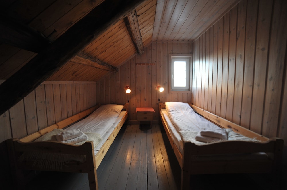 Reine Rorbuer - by Classic Norway Hotels 10/50