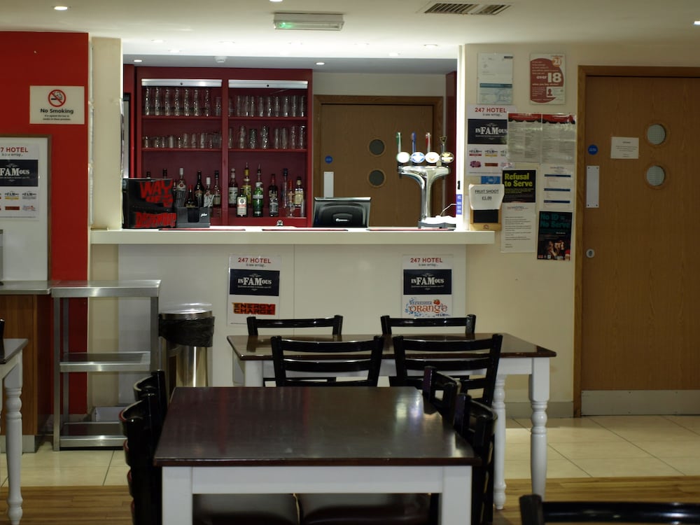247Hotel.com 52/65