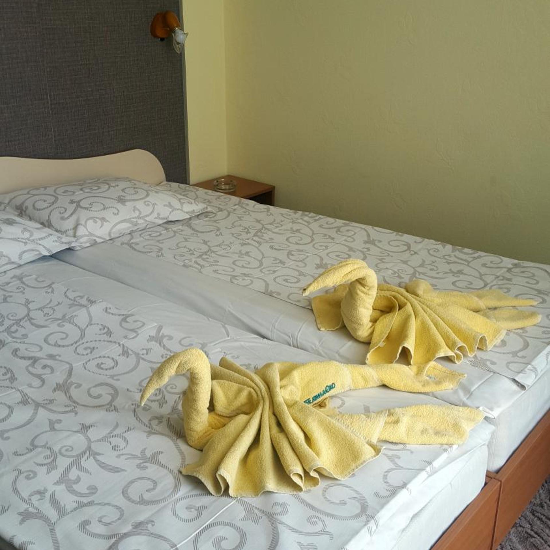 Balaton Hotel 30/52