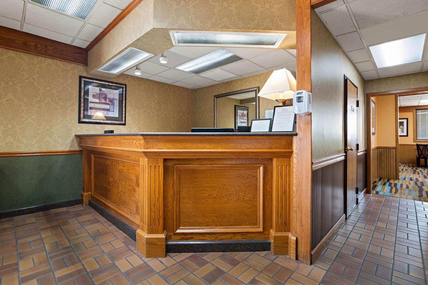 Rodeway Inn McPherson East 4/36