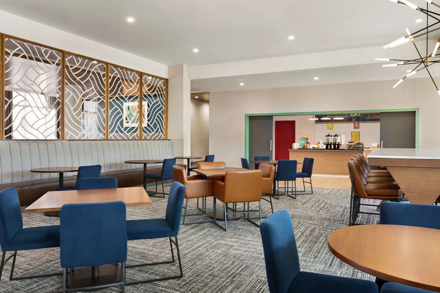 Hampton Inn & Suites San Mateo-San Francisco Airport 12/17